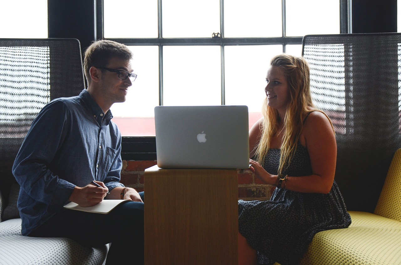 entrepreneur-593362_1280 Image by StartupStockPhotos from Pixabay
