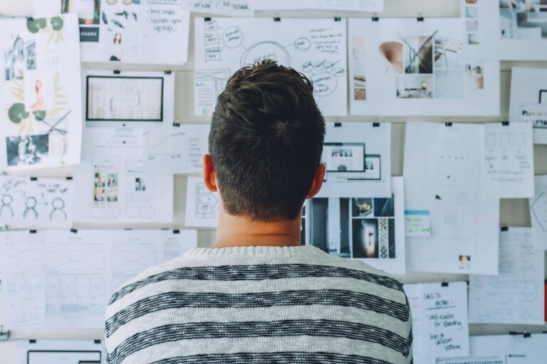 startup-3267505_1280 Image by StartupStockPhotos from Pixabay